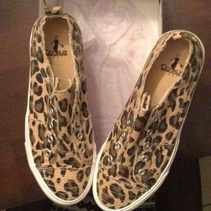 Corkys slip on sneakers